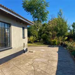 Cosy studio with kitchenette in Norton - 2120