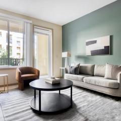 Dublin 2BR w Gym Lounge Pool nr BART SFO-977