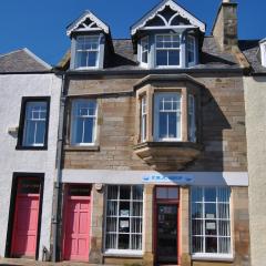 Bass View- harbourfront home Pittenweem