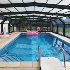 Chambre chez particulier avec petit déjeuner, piscine, pool house