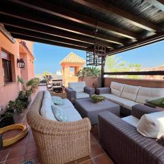 PUSHE Penthouse Playa Granada Beach & Golf 2