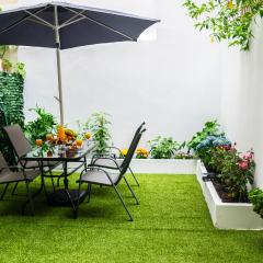 Lux Garden Apartment near Acropolis in the heart of Athens