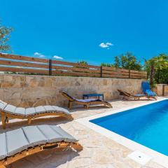 Pet Friendly Home In Drage With Wifi