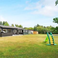 6 person holiday home in Højby-By Traum