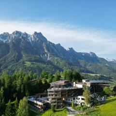 Holzhotel Forsthofalm