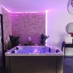 Évasion avec jacuzzi intérieur