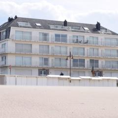 Golden beach 0204 apartment in De Haan