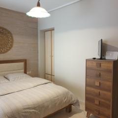 Κεντρικό στούντιο 250m σχεδόν από την παράλια.