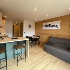 Charmant Studio-Cabine 4 pers, Centre-Village, Balcon Ouest, à 600m des Pistes - FR-1-572-281