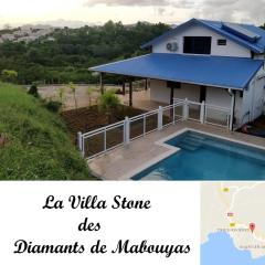 Villa Stone pour 8 personnes, piscine chauffée, accès PMR, 5 étoiles