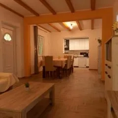 LOZA-holiday home,kuca za odmor