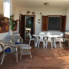 Hibiscus Apartment-casa per le vacanze vicino tropea