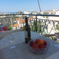 Sea view,big and comfortable appartment in Voula