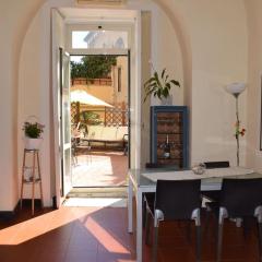 Terrace Flat in central Naples