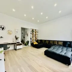 Clever Studio near Central Shopping Center