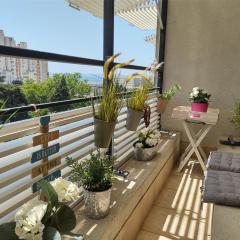 Top Apartment Sunny day Split