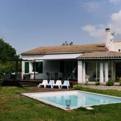 Provençal Escape Private pool and garden in l'Isle-sur-la-Sorgue