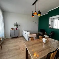 Douai 2: joli appartement face à la gare