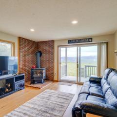Bartlett Condo with Mountain View and Outdoor Pool!