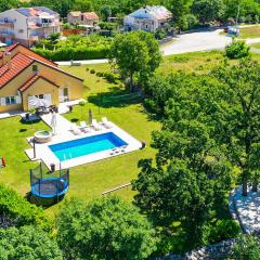 Lovely Home In Vinjani Gornji