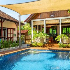 Ponder Cottages - The Villa
