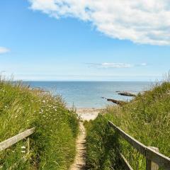 Nice Cottage In Amble With 3 Bedrooms And Wifi