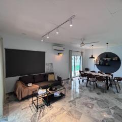 Kajang Mewah Party Event Space Homestay By Wonderpoly