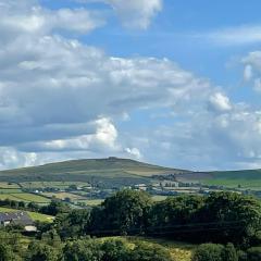 Grianan view loft apartment