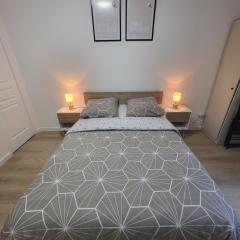 Studio proche gare Vernon Giverny terrasse Parking