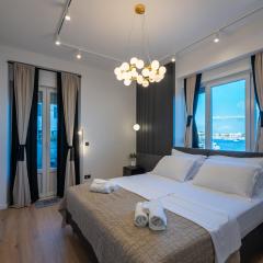 Lusso Apartment with sea view