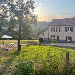 Maison vue superbe, 1-6 pers, Teilhet, Auvergne