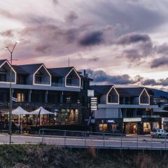 Banjo Paterson Inn