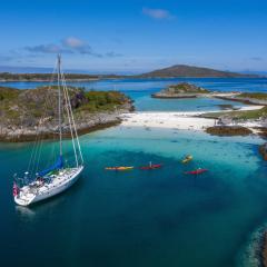 Liveaboard sailing tour in Harstad islands