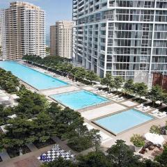 Highest floor Icon W Brickell Location