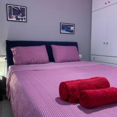 Studio 86 modern n cozy aprt close to the old town