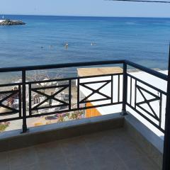 Island apartment N.Skioni