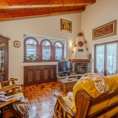 CASA BEATRICE - Wifi, Parcheggio e Vista Montagna - COUR 0231