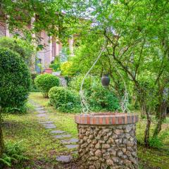 Monteriggioni Charming House with Garden&Parking!
