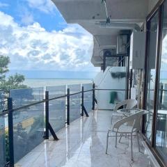 Daniel Sea View Apartment
