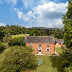 Calcot Farmhouse