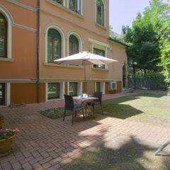 Venice-Lido apartment with an esclusive garden