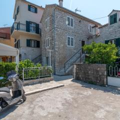 Apartments by the sea Trogir - 21588