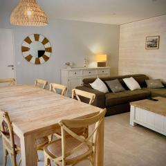 Maison rénovée avec garage et terrasses à Mèze - FR-1-604-43