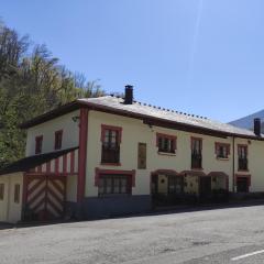 Casa de Aldea La Pescal