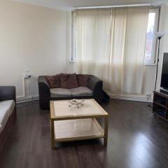 1 bed apartment close to station