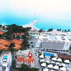 Luxury apartment 'On The Beach'