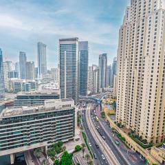 Luxury Escapes - Spacious Studio with Balcony & Marina View - Bay Central