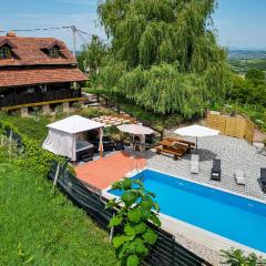 Gorgeous Home In Sveti Ivan Zelina With Jacuzzi