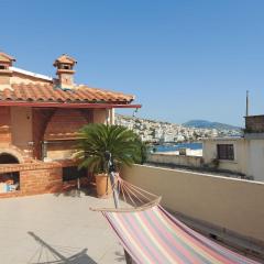 July Seaview Apartments