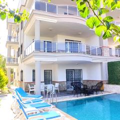 Begonville Villas Ladies Beach